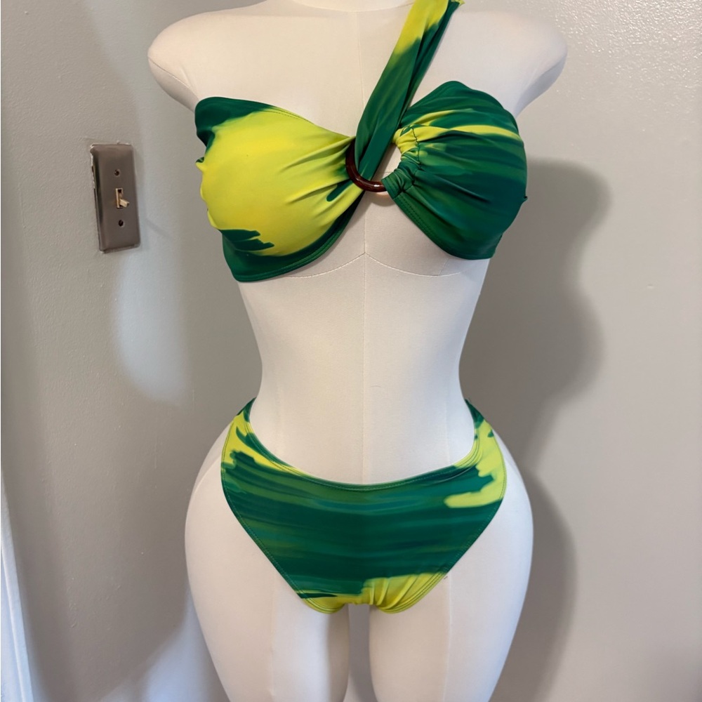 Green & Yellow One-Shoulder Ring  3pc Bikini Set NWOT Large
